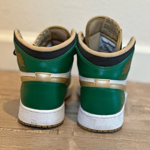 Nike Air Jordan - US size 6 / Eu size 38.5 - green/white/gold - good condition - Picture 4 of 8